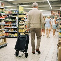 Nákupní taška na kolečkách NILS NC17106 40L černá