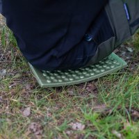 Skládací pěnové sedátko NILS Camp NC1718 zelené
