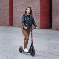 Koloběžka s pumpovanými koly NILS Extreme HC300 červená