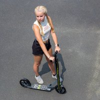Koloběžka NILS Extreme HM210