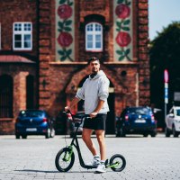 Koloběžka NILS Extreme WH10201 s pumpovanými koly 16/20"