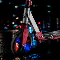 Koloběžka NILS Extreme HM122T s kotoučovou brzdou a LED